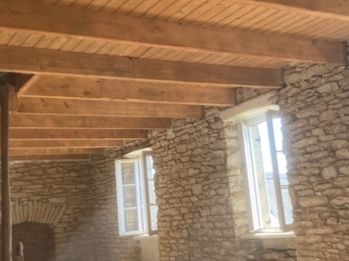 Sablage des murs et des poutres et plafond bâtiment rénovation sur le Finistère secteur Concarneau